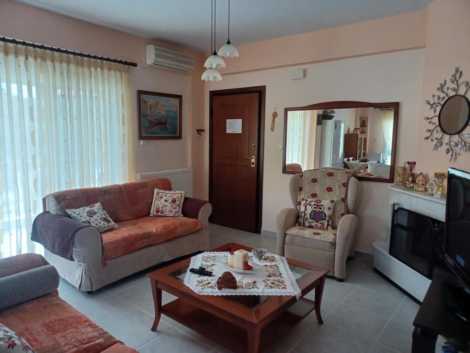 Gerakini 2Br Apt With Shared Pool 외부 사진